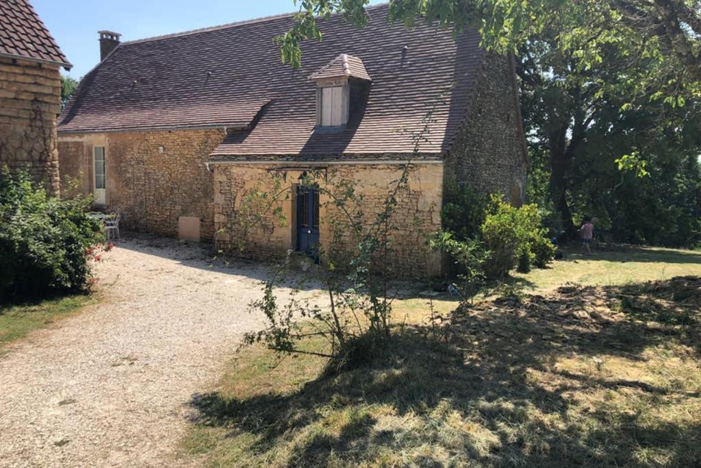 Chez Rénou et Prospérou maison typique du Sarladait Saint-Genies Exterior foto