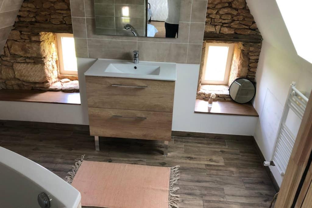 Chez Rénou et Prospérou maison typique du Sarladait Saint-Genies Exterior foto