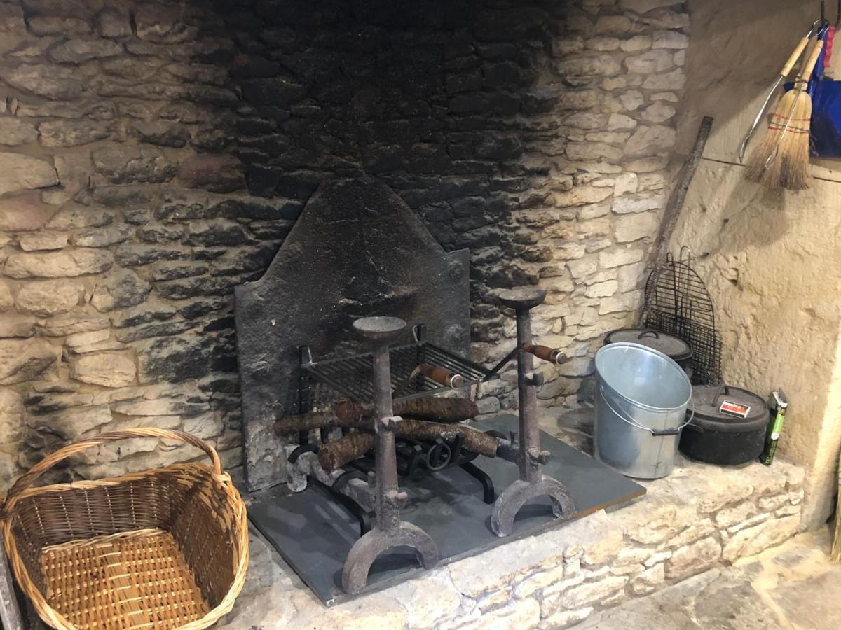 Chez Rénou et Prospérou maison typique du Sarladait Saint-Genies Exterior foto