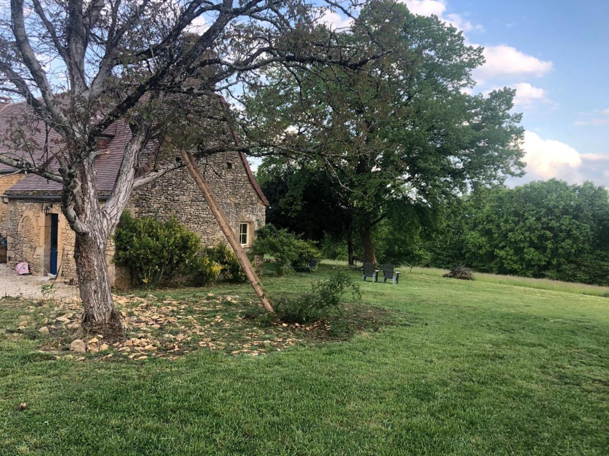 Chez Rénou et Prospérou maison typique du Sarladait Saint-Genies Exterior foto