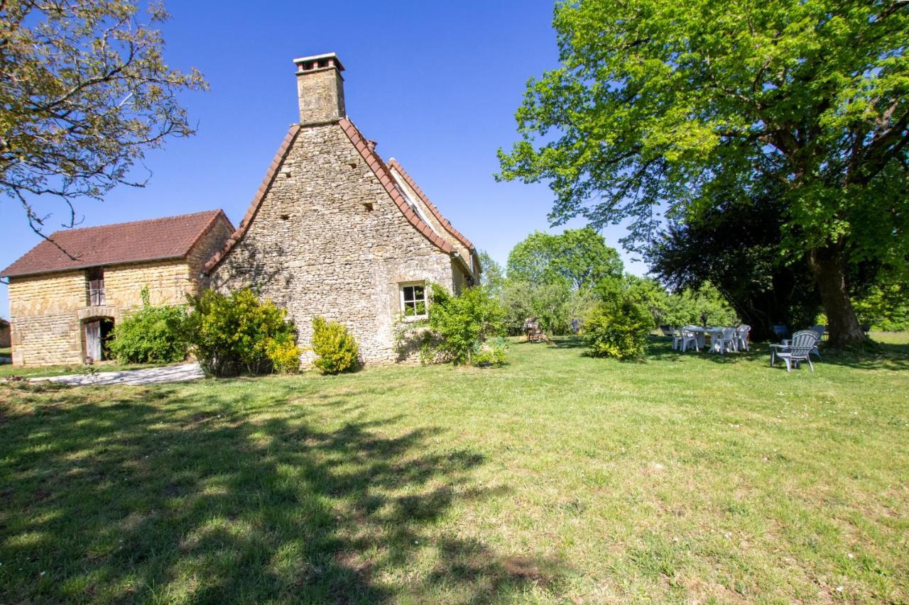 Chez Rénou et Prospérou maison typique du Sarladait Saint-Genies Exterior foto